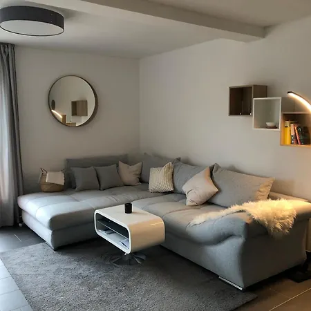 Schickes Mit Moselblick Trèves